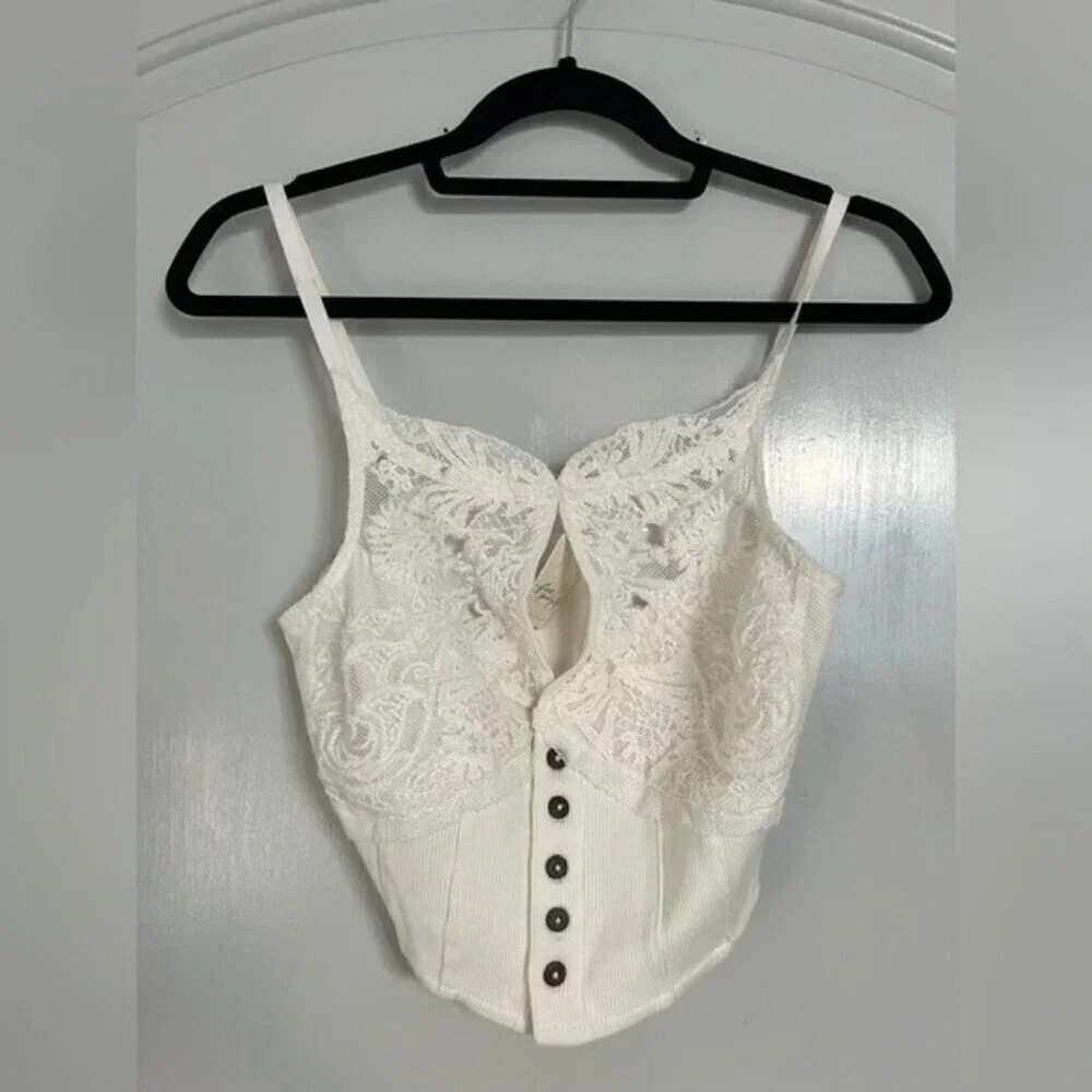 Free People Have My Heart White Lace Tank top Size M NWT boho prairie chic 90s - Picture 2 of 16